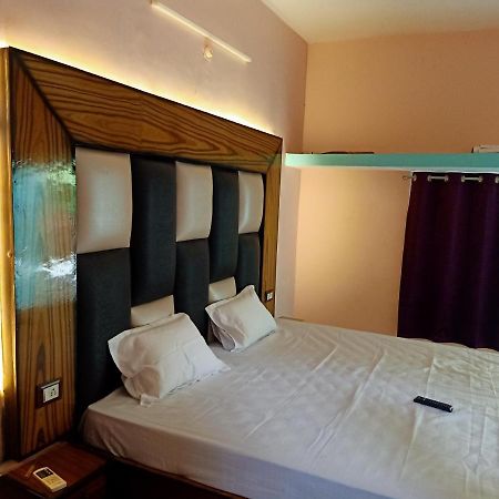 Hotel Green Park Jabalpur Eksteriør billede