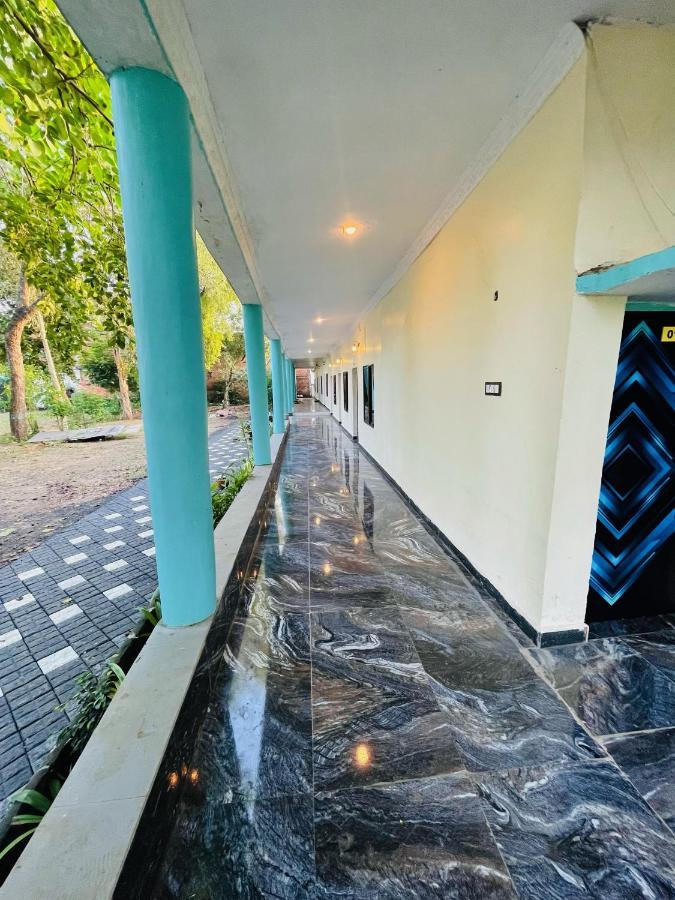 Hotel Green Park Jabalpur Eksteriør billede